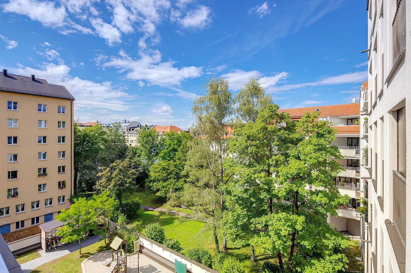 Appartement avec 3 pièces | 70046 | ...und begrünten Innenhof