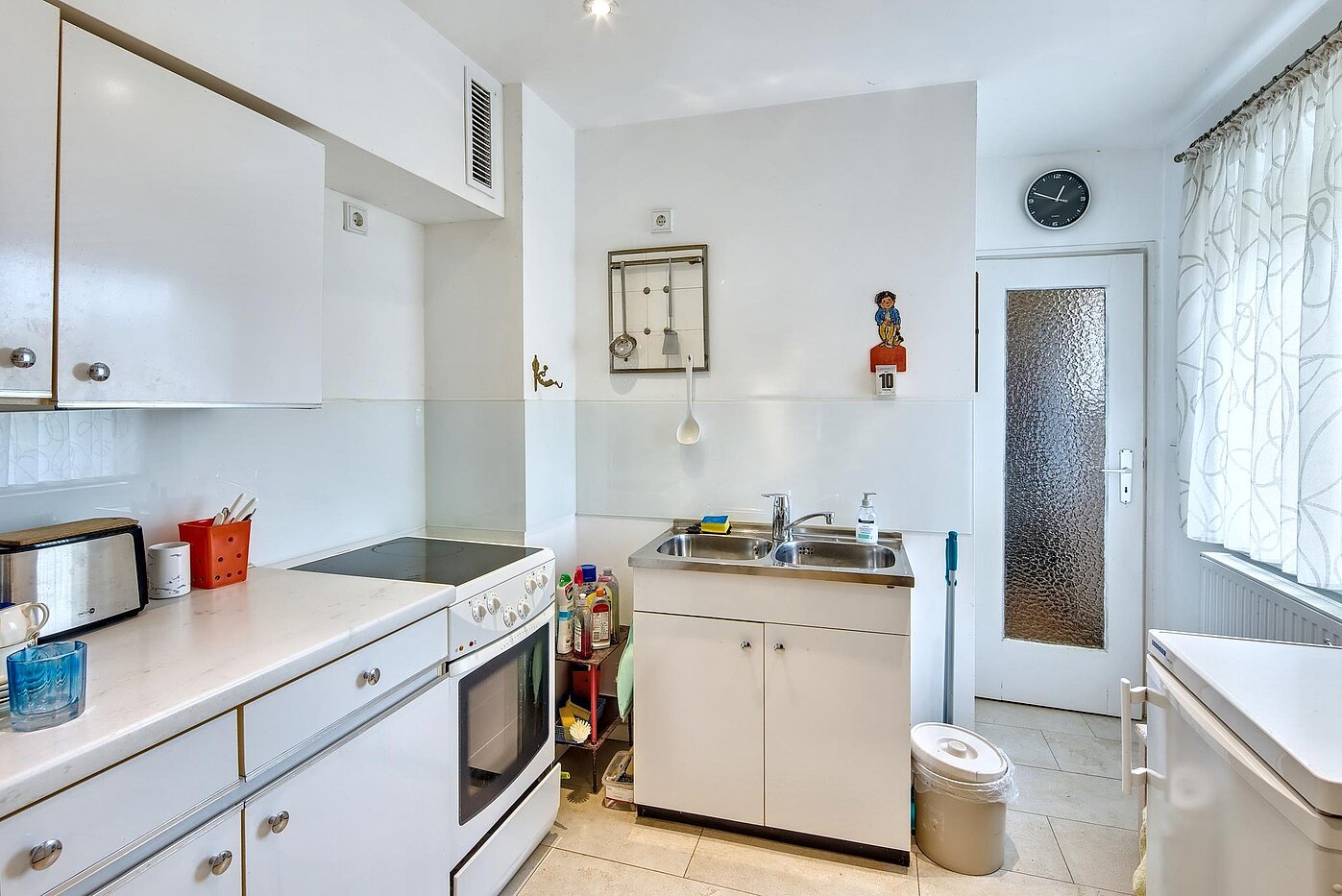 Maison individuelle avec 8 pièces | 70229 | Küche mit...