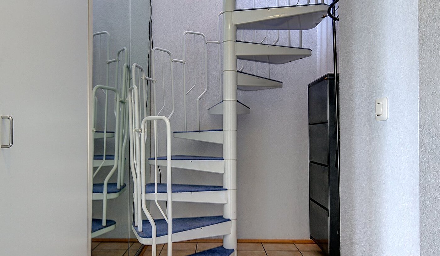 Appartement avec 2 pièces | Unterschleißheim | 1711ML1 | Wendelreppe zum Dachgeschoss