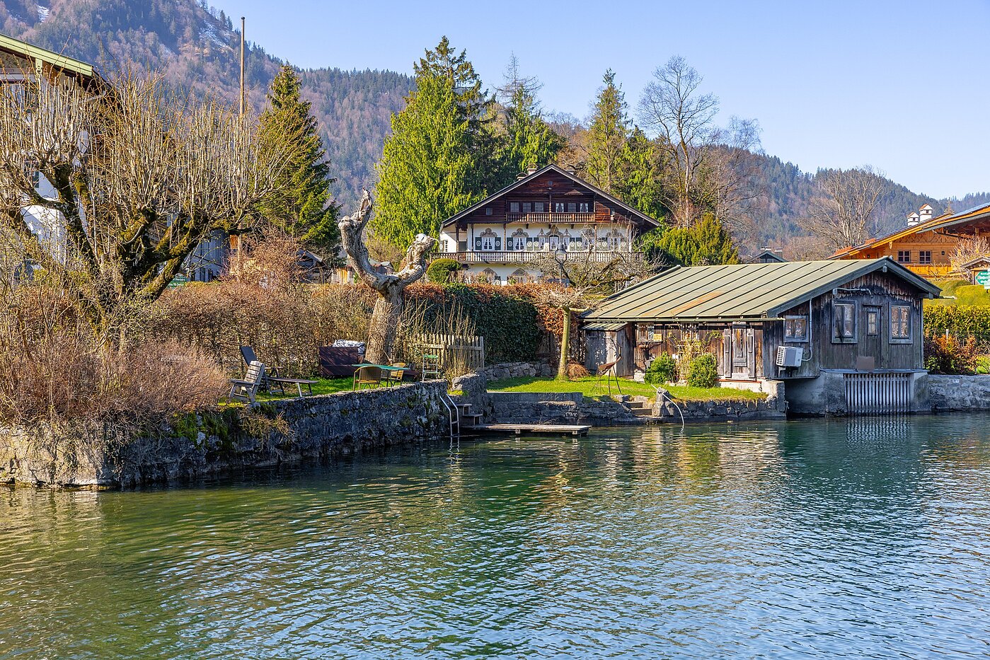 Mehrfamilienhaus avec 11 pièces | Rottach-Egern | 70215 | auf das Seegrundstück....