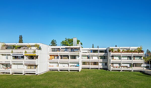 Apartment avec 2 pièces | München-Feldmoching | 70466 | Ansicht vom Innenhof aus