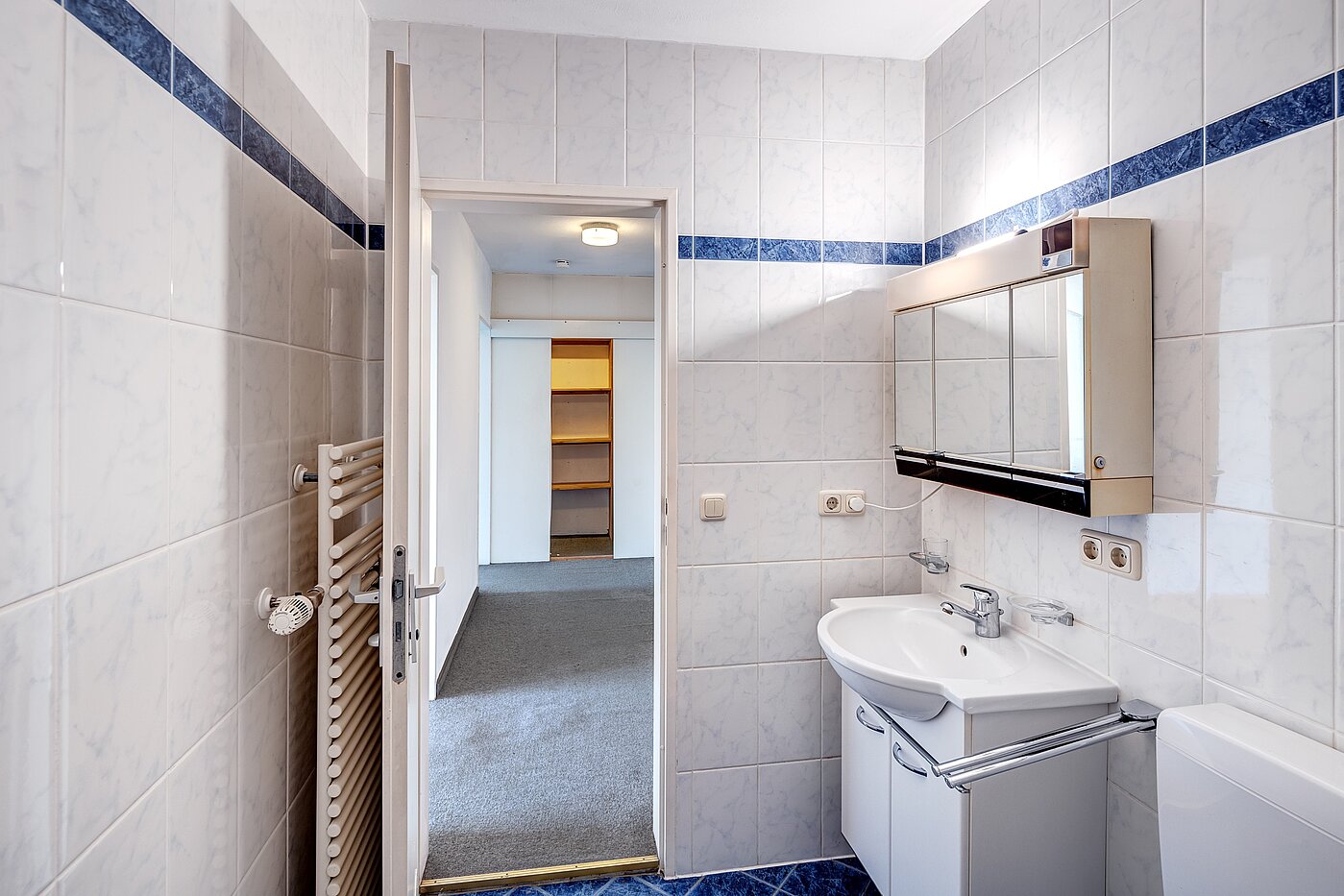 Appartement avec 2 pièces | München-Freimann | 70158 | ...und Handtuchheizkörper