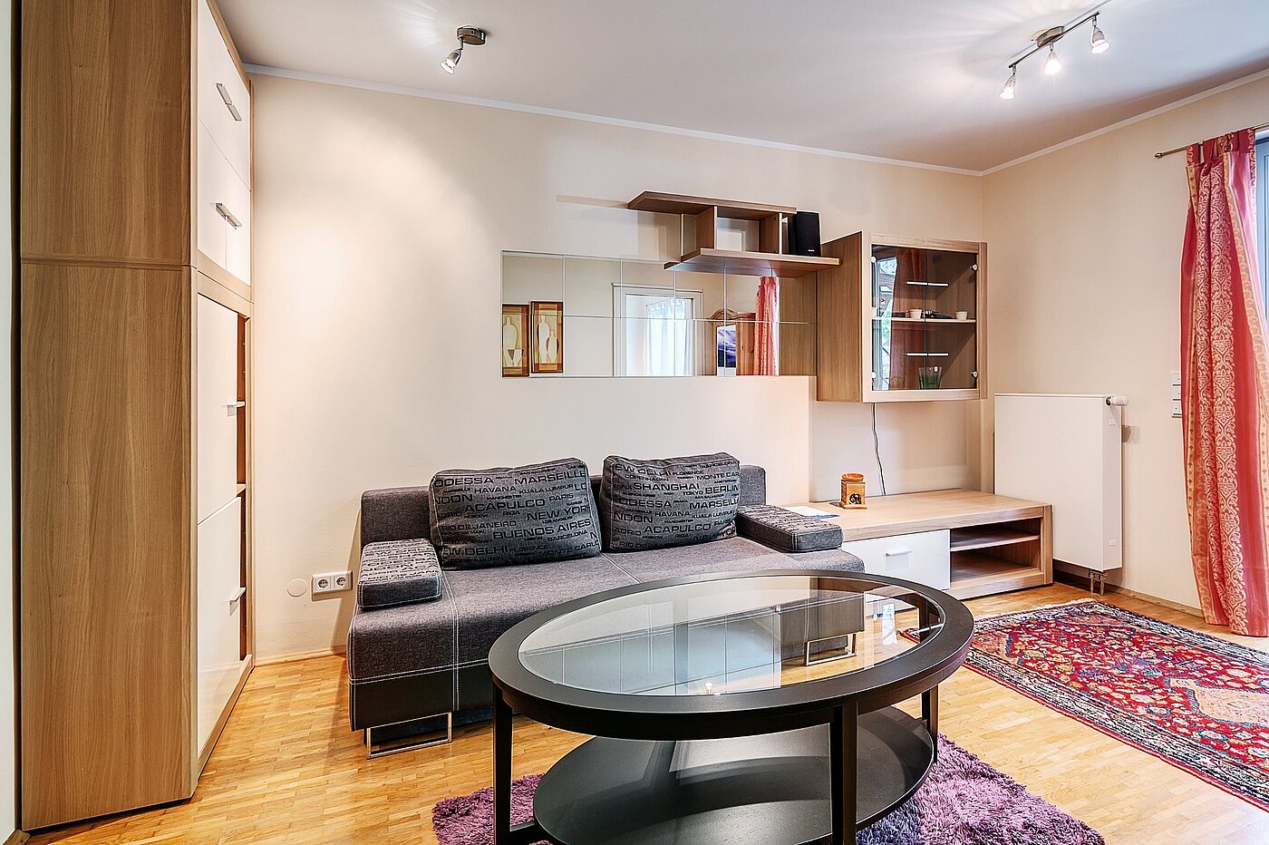 Appartement au rez-de-chaussée avec 1.5 pièces | München-Ramersdorf | 2004ML6 | Helles Wohnzimmer mit ...