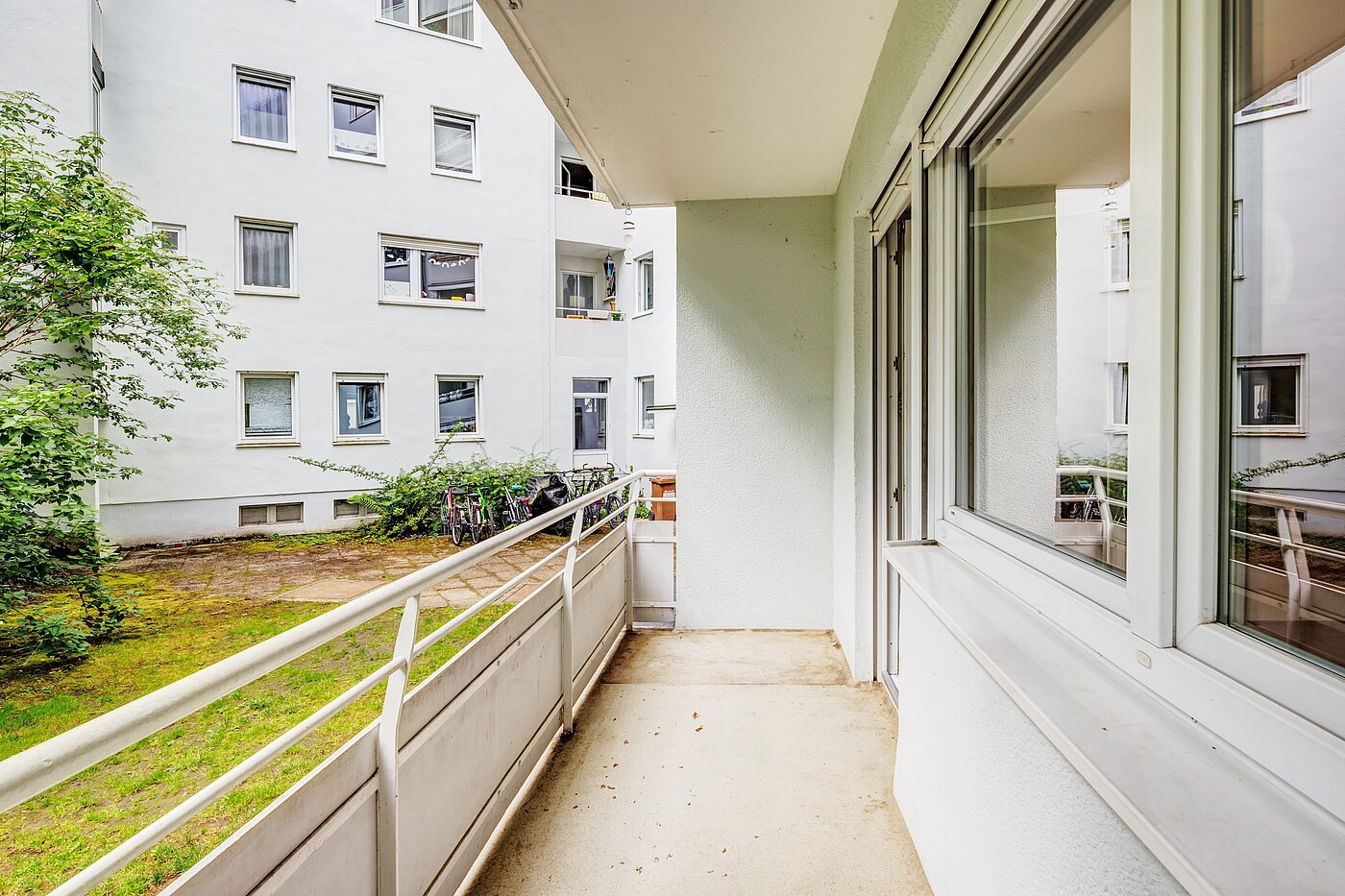 Rez-de-chaussée surélevé avec 2.5 pièces | München-Schwabing | 70441 | Balkon