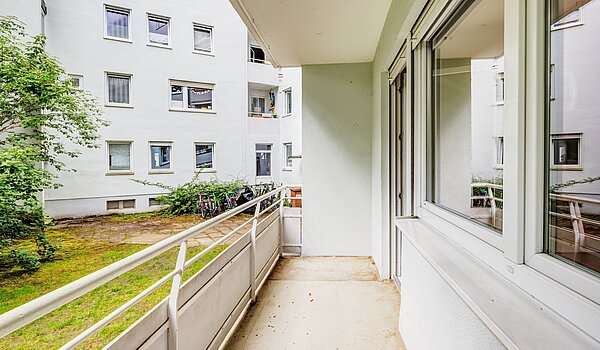 Rez-de-chaussée surélevé avec 2.5 pièces | München-Schwabing | 70441 | Balkon