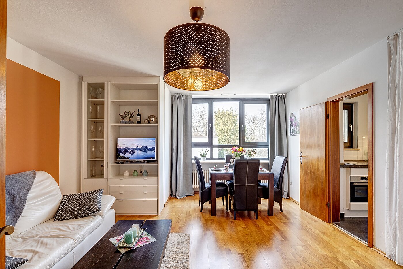 Appartement avec 1 pièce | München-Bogenhausen | 70070 | Schlafen, Essen, Wohnen