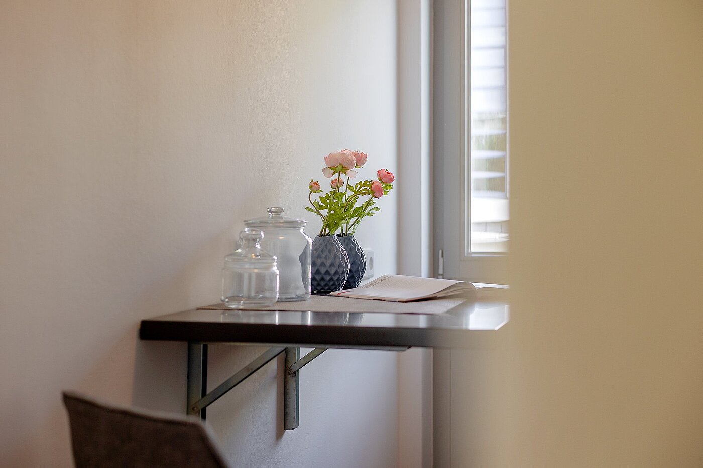 Appartement avec 2 pièces | München-Thalkirchen | 2107ML2 | Tisch für d. Kaffee am Morgen