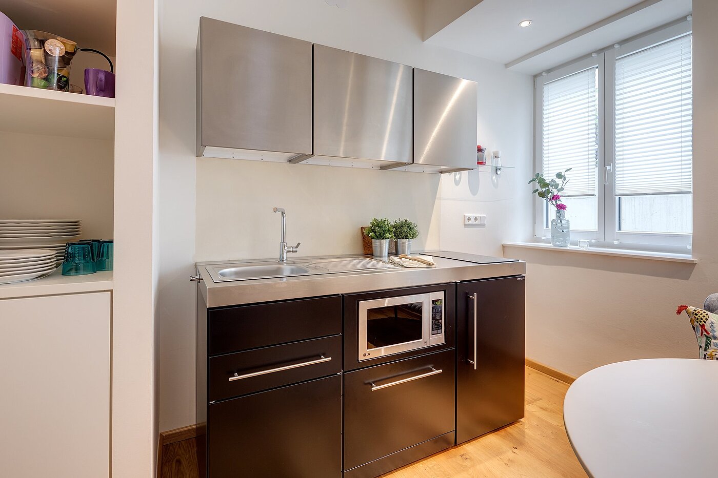 Appartement avec 2 pièces | München-Maxvorstadt | 2107ML5 | ...und Küchenzeile