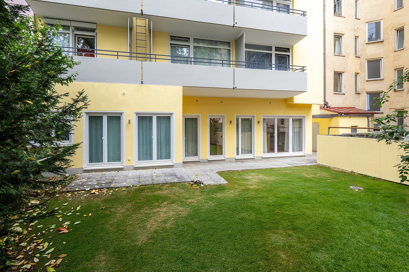 Appartement au rez-de-chaussée avec 4 pièces | München-Neuhausen | 70471 | Ruhiger Innenhof