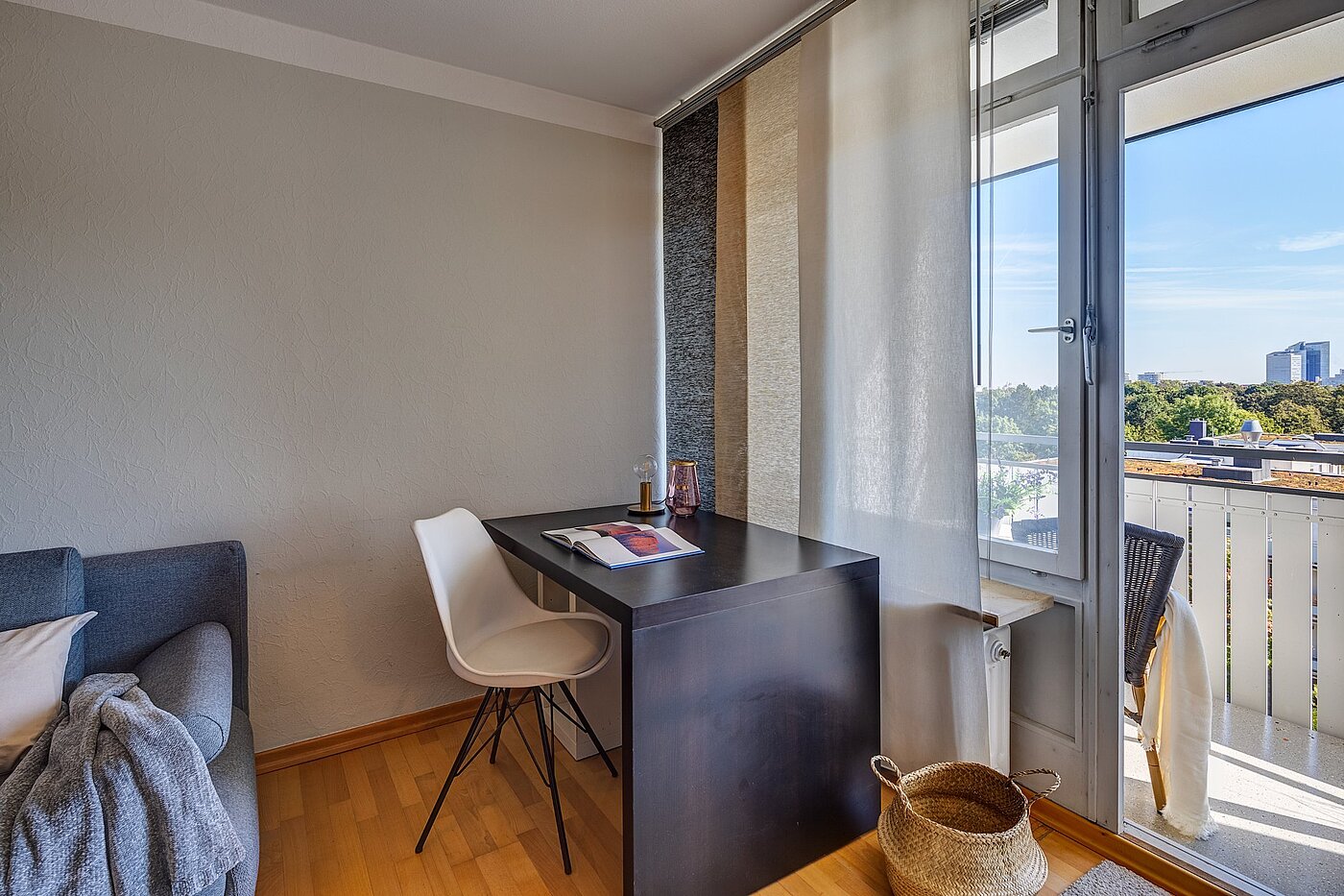 Appartement avec 1 pièce | München-Schwabing | 2109ML1 | einem perfektem Arbeitsplatz