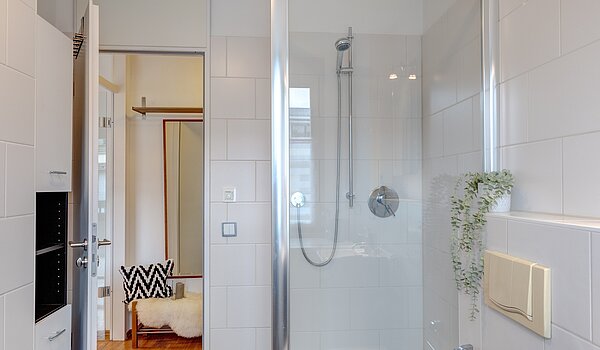 Apartment avec 1 pièce | München-Milbertshofen | 70188 | ...Dusche