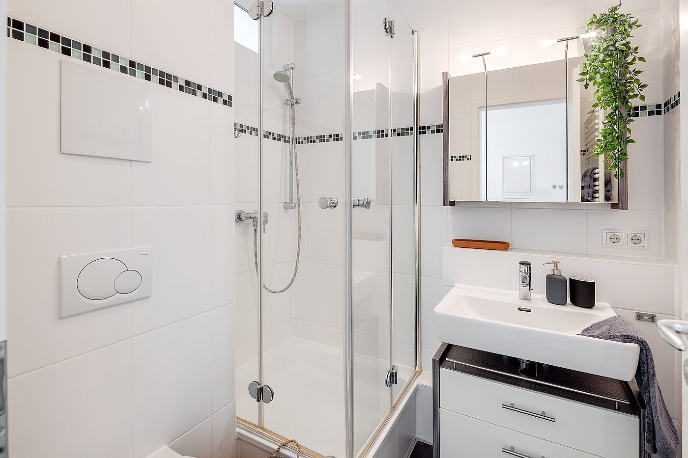 Appartement avec 1 pièce | München-Pasing | 2108ML2 | Modernes Duschbad ...
