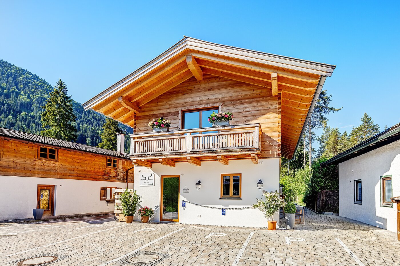 Appartement avec 6 pièces | 70095 | Hausansicht von Norden