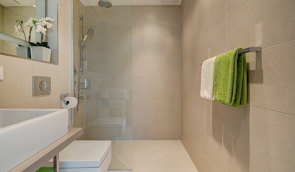 Apartment avec 1.5 pièces | München-Bogenhausen | 702971 | ...bodengleicher Dusche