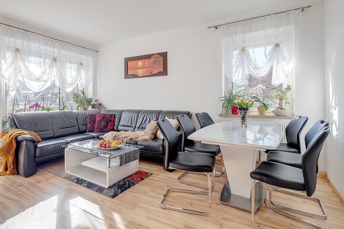 Appartement avec 4 pièces | München-Berg am Laim | 2002ML3 | Wohnzimmer mit Essplatz
