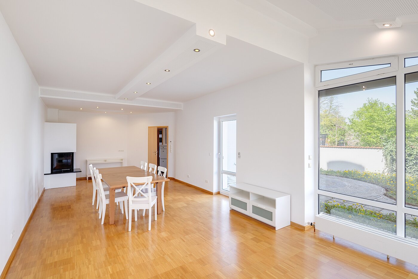 Maison jumelée avec 6.5 pièces | Unterschleißheim | 70122 | ...mit Platz zum Essen...