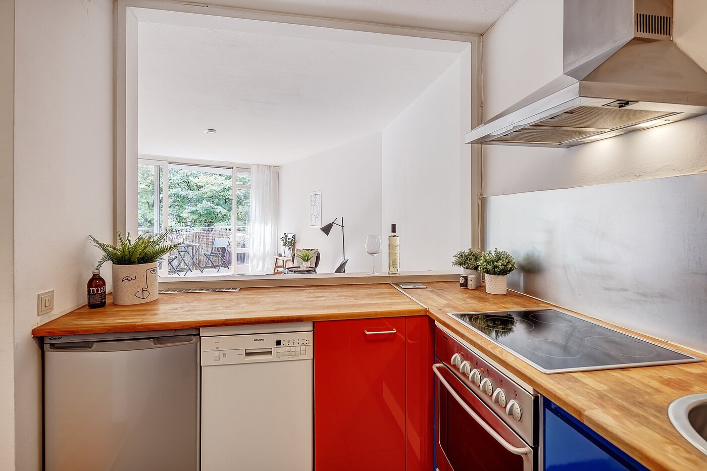 Appartement avec 2 pièces | München-Schwabing | 2109ML3 | ... Durchreiche zum Wohnzimmer