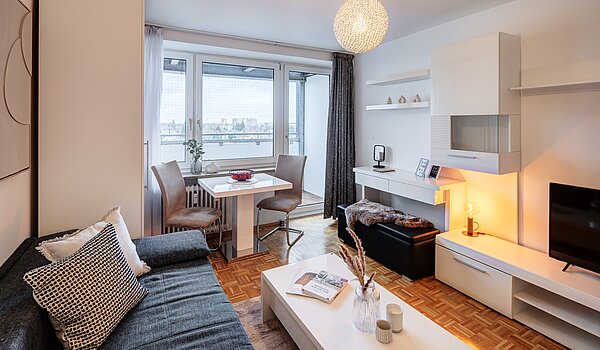 Apartment avec 1 pièce | München-Forstenried | 70190 | Wohnen, Essen...