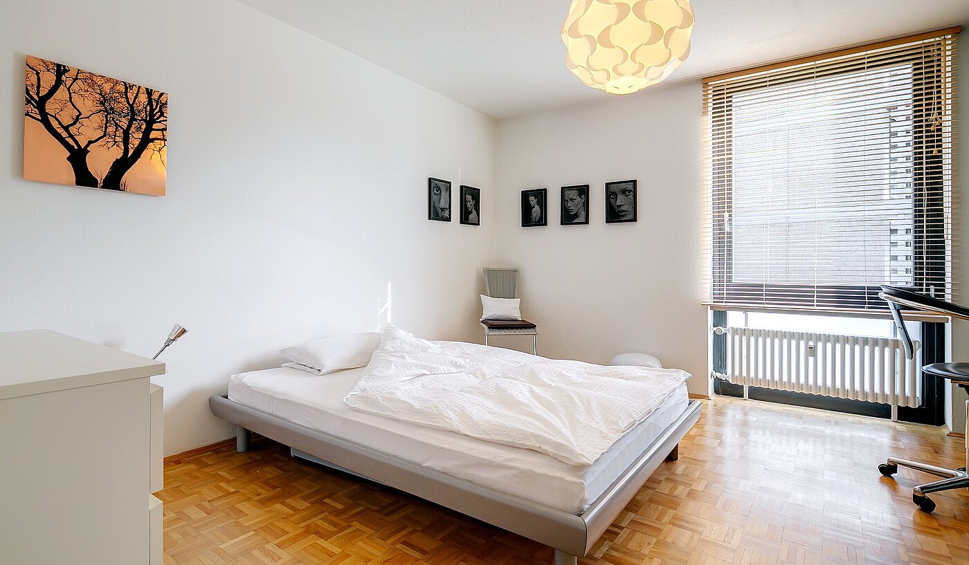 Appartement avec 2 pièces | München-Schwabing | 2004ML1 | Geräumiges Schlafzimmer