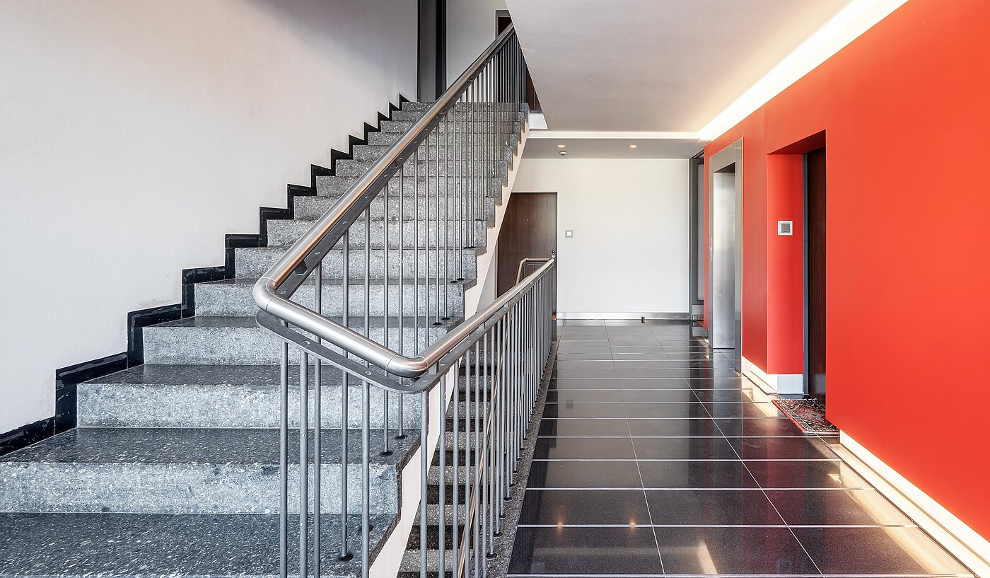 Appartement avec 1 pièce | München-Haidhausen | 70022 | Gepflegtes Treppenhaus