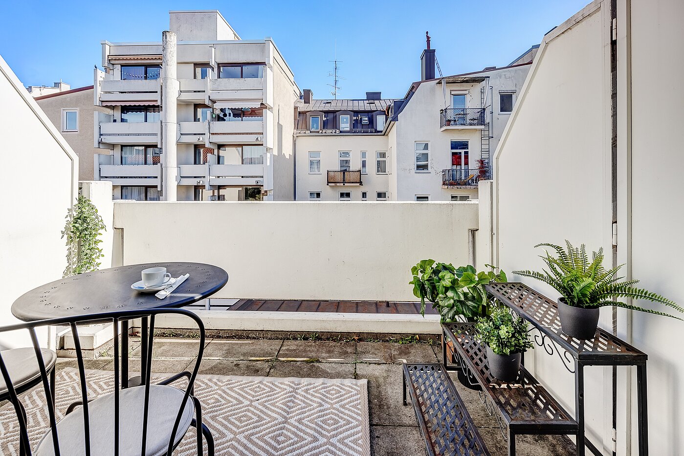 Appartement avec 1 pièce | München-Maxvorstadt | 2110ML7 | ...Balkon...