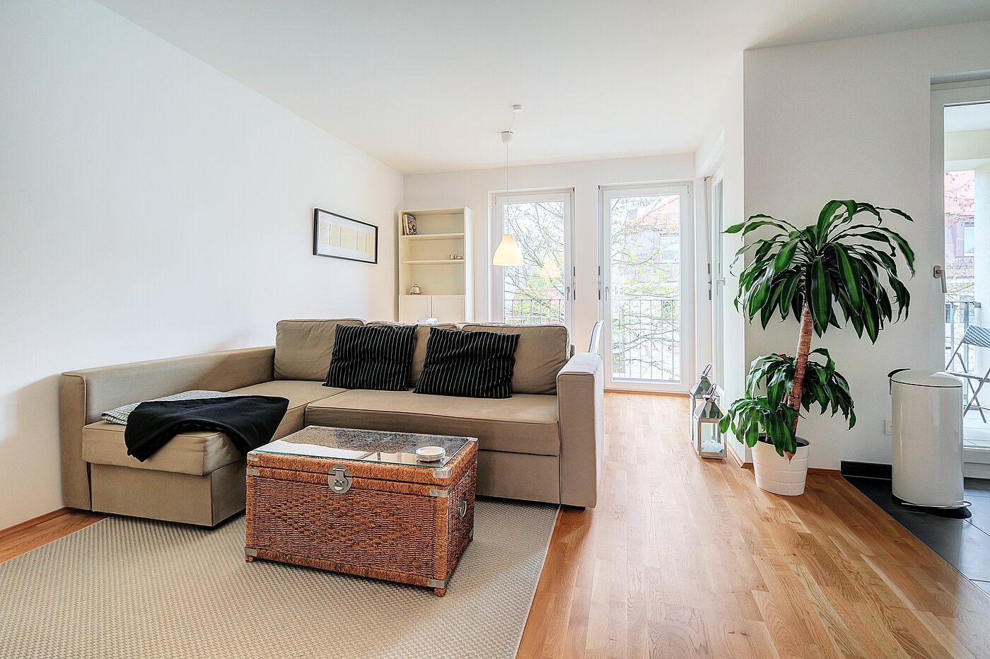 Appartement avec 3 pièces | München-Moosach | 70164 | Wohn- Essbereich...
