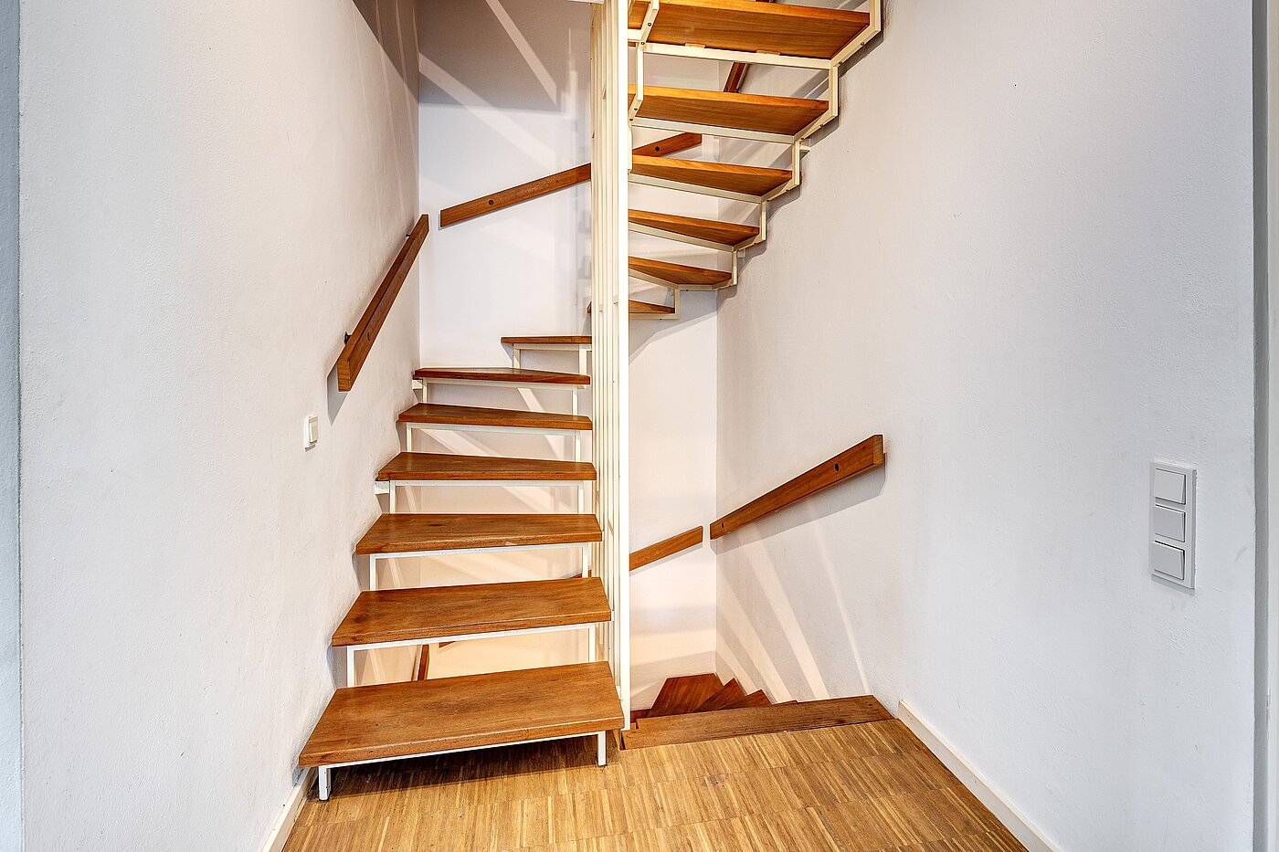 Maison d'angle mitoyenne avec 6 pièces | Germering | 70033 | Auf dem Weg...