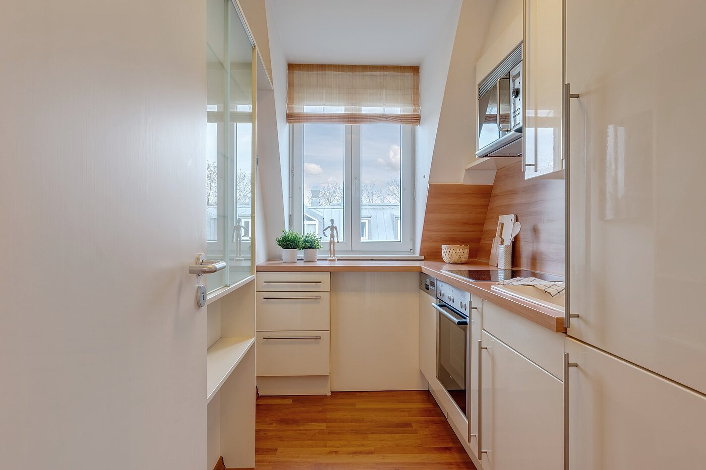 Appartement au dernier étage avec 2 pièces | München-Sendling | 1911ML4 | Küchenzeile mit...