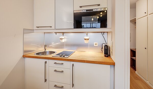Appartement avec 1 pièce | München-Schwabing | 70475 | Küchenzeile ...