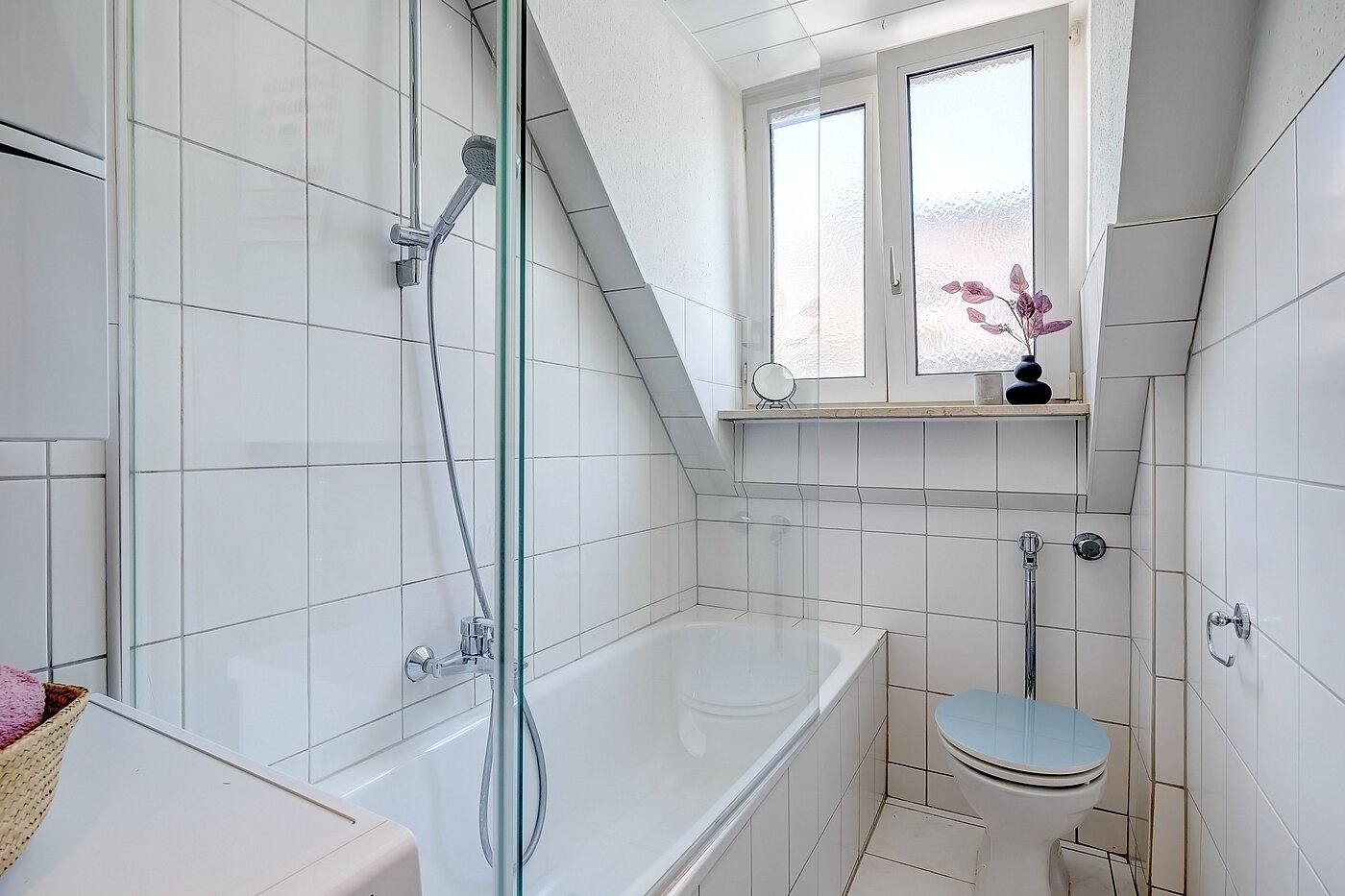 Appartement avec 1.5 pièces | München-Schwabing | 70014 | Tageslichtbad mit...