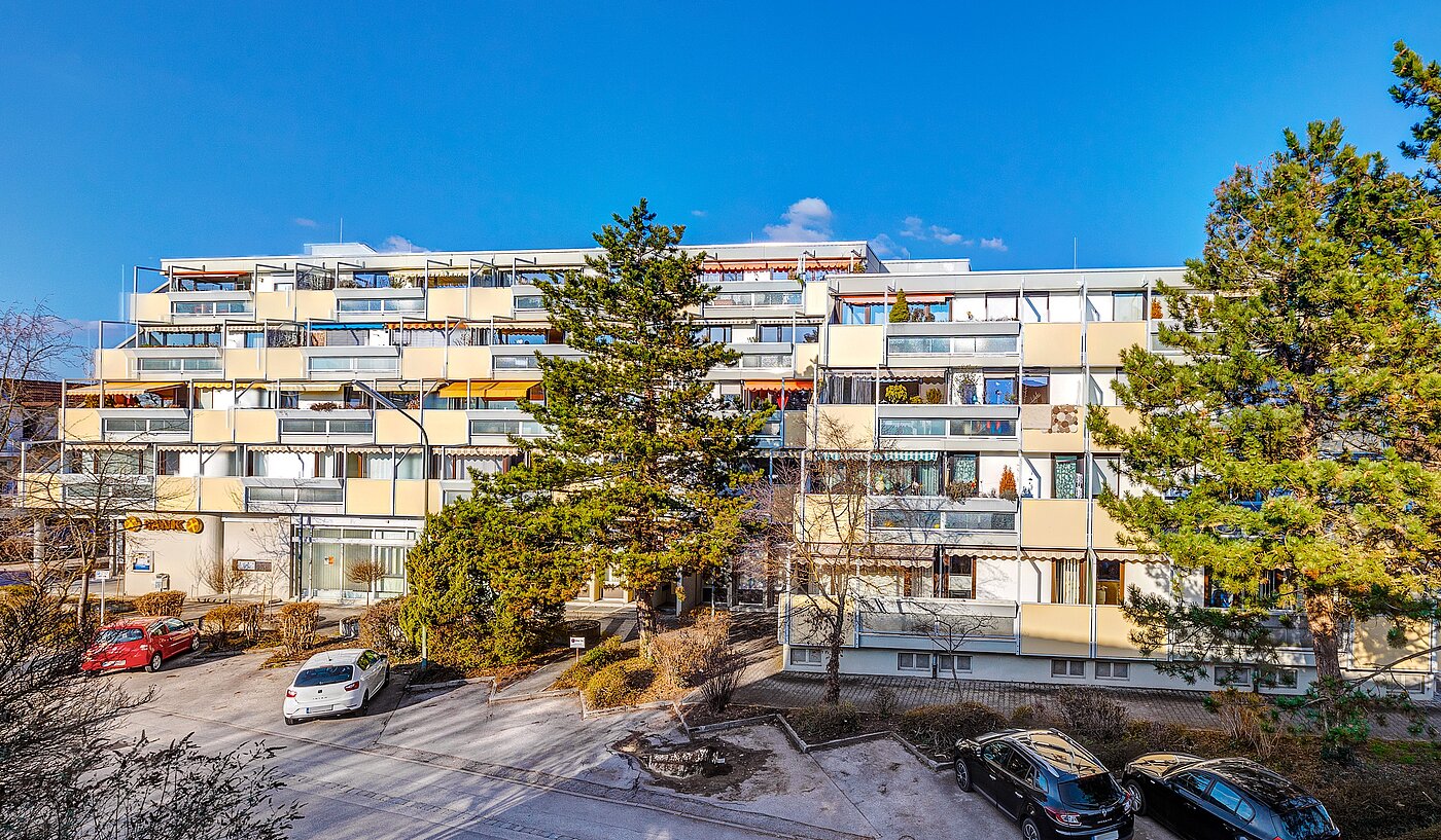 Appartement avec 3 pièces | Unterschleißheim | 70003 | Außenansicht Wohnanlage