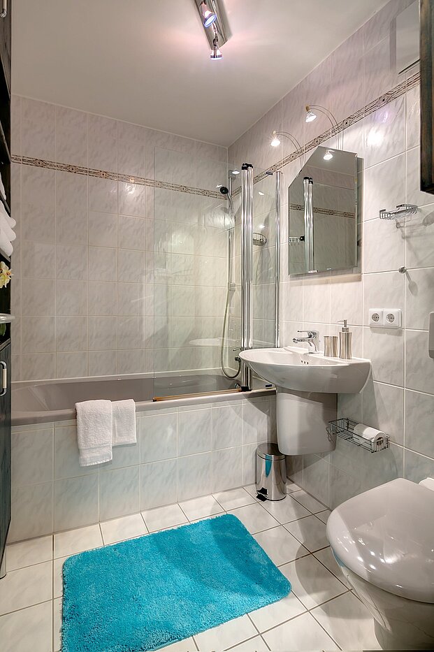 Appartement avec 2 pièces | München-Sendling-Westpark | 2102ML6 | mit Badewanne