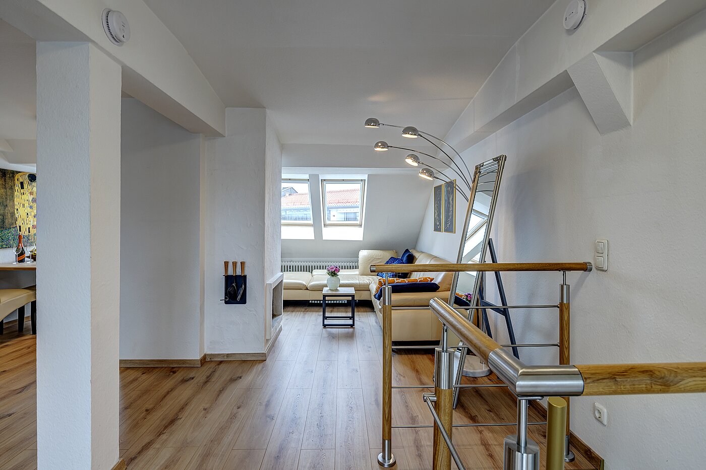 Appartement au dernier étage avec 4.5 pièces | München-Ludwigsvorstadt | 70461 | Wohnen / Essen