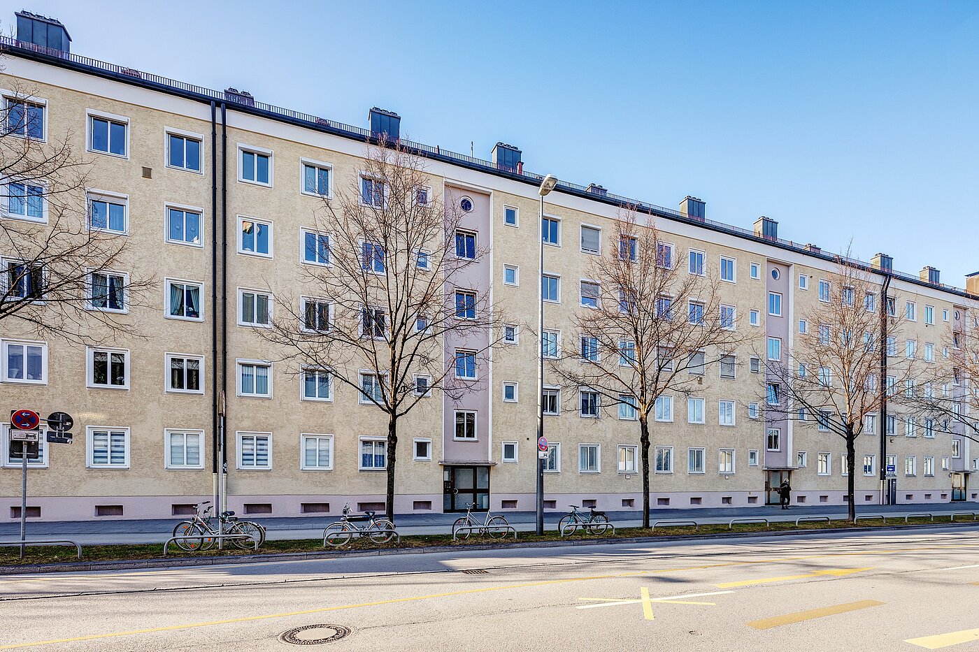 Appartement avec 1 pièce | München-Sendling | 2201ML3 | Fassadenansicht von der Straße...