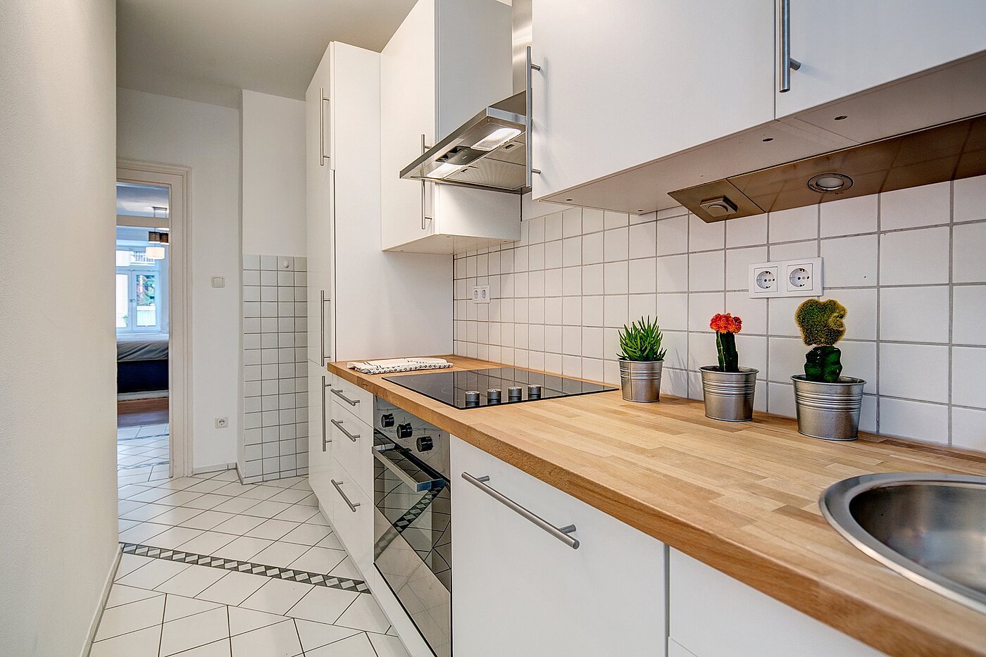 Appartement avec 4 pièces | München-Maxvorstadt | 2011ML2 | Moderne Küche mit allen...