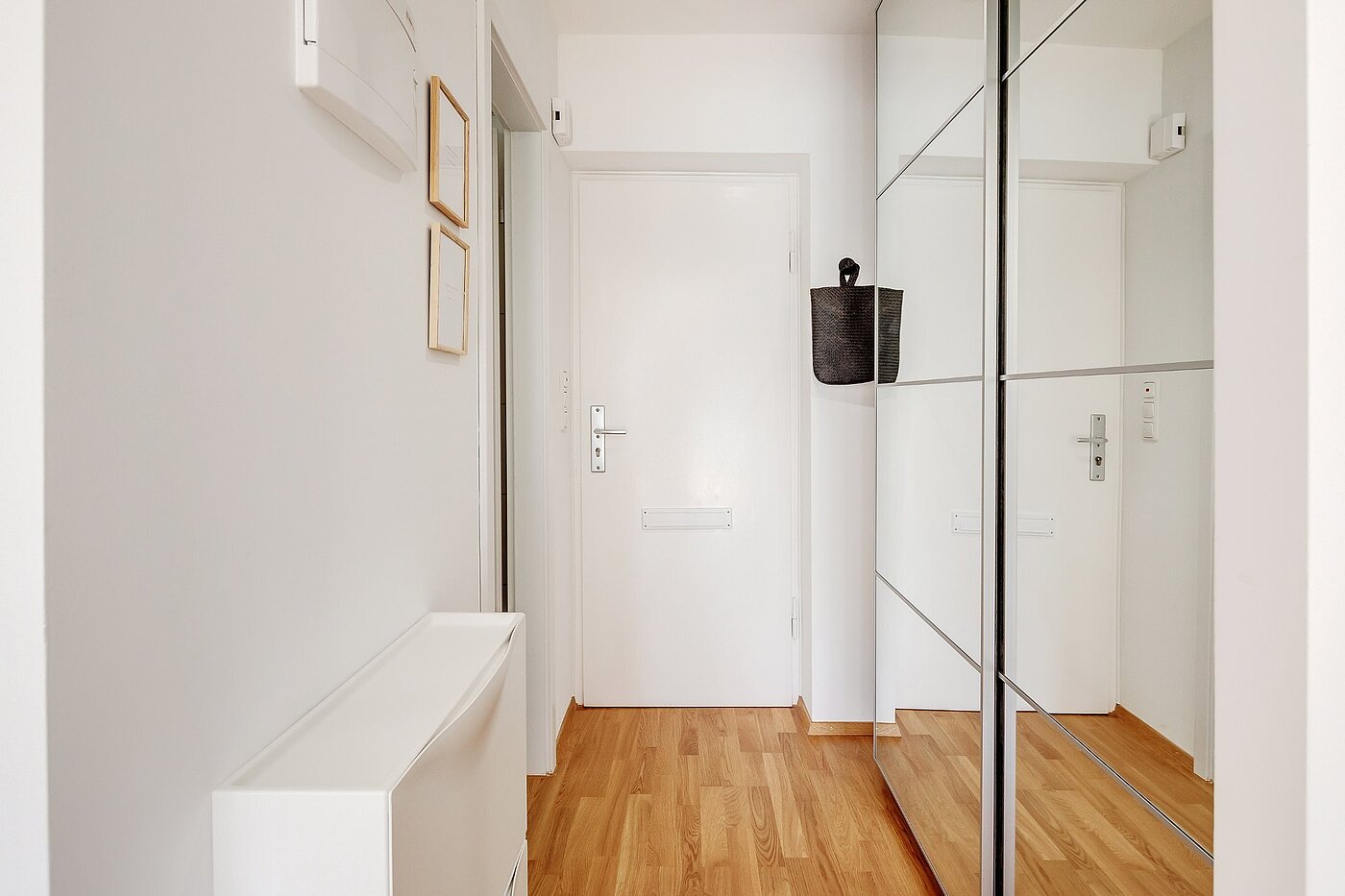Appartement avec 1 pièce | München-Neuhausen | 2010ML6 | Eingangsbereich mit Stauraum