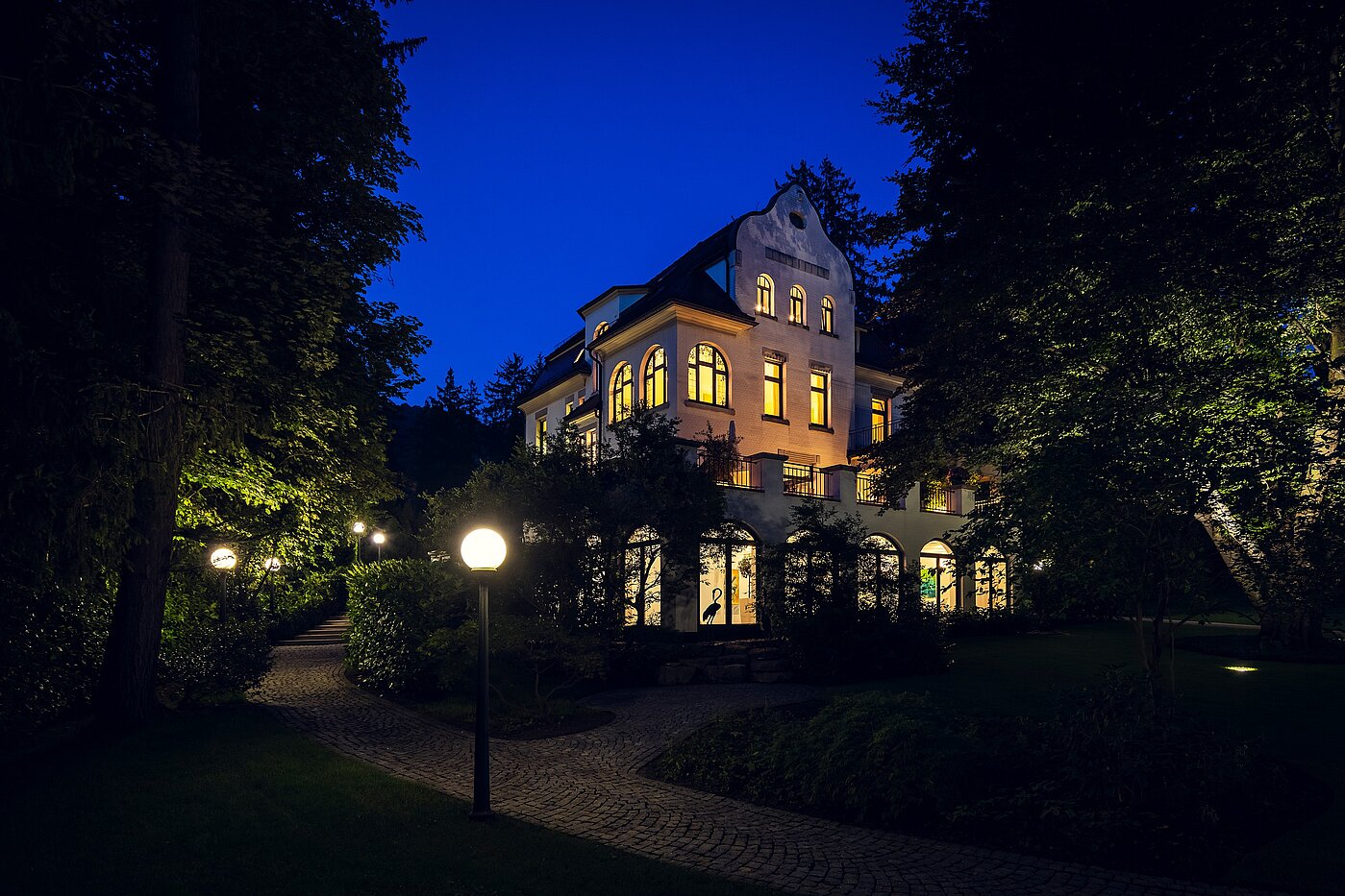 Villa avec 9 pièces | Reutlingen | 70231 | Villa bei Nacht