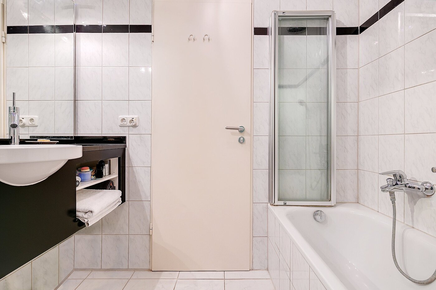 Appartement avec 2 pièces | München-Schwabing | 2004ML1 | mit Badewanne