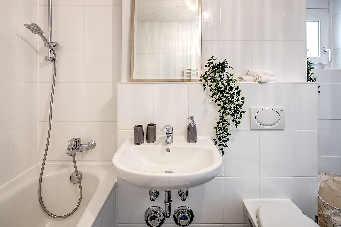 Appartement avec 2.5 pièces | München-Schwanthalerhöhe | 2210ML2 | ...mit Wanne und Tageslicht