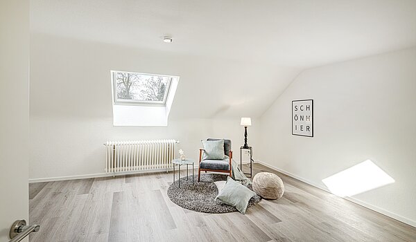 Maison mitoyenne avec 5 pièces | Unterschleißheim | 70187 | Gemütliches Studio im DG...