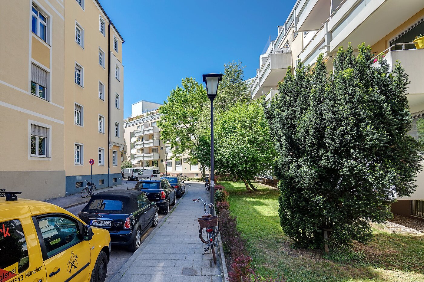 Appartement avec 3 pièces | München-Neuhausen | 1803D7 | Straßenansicht