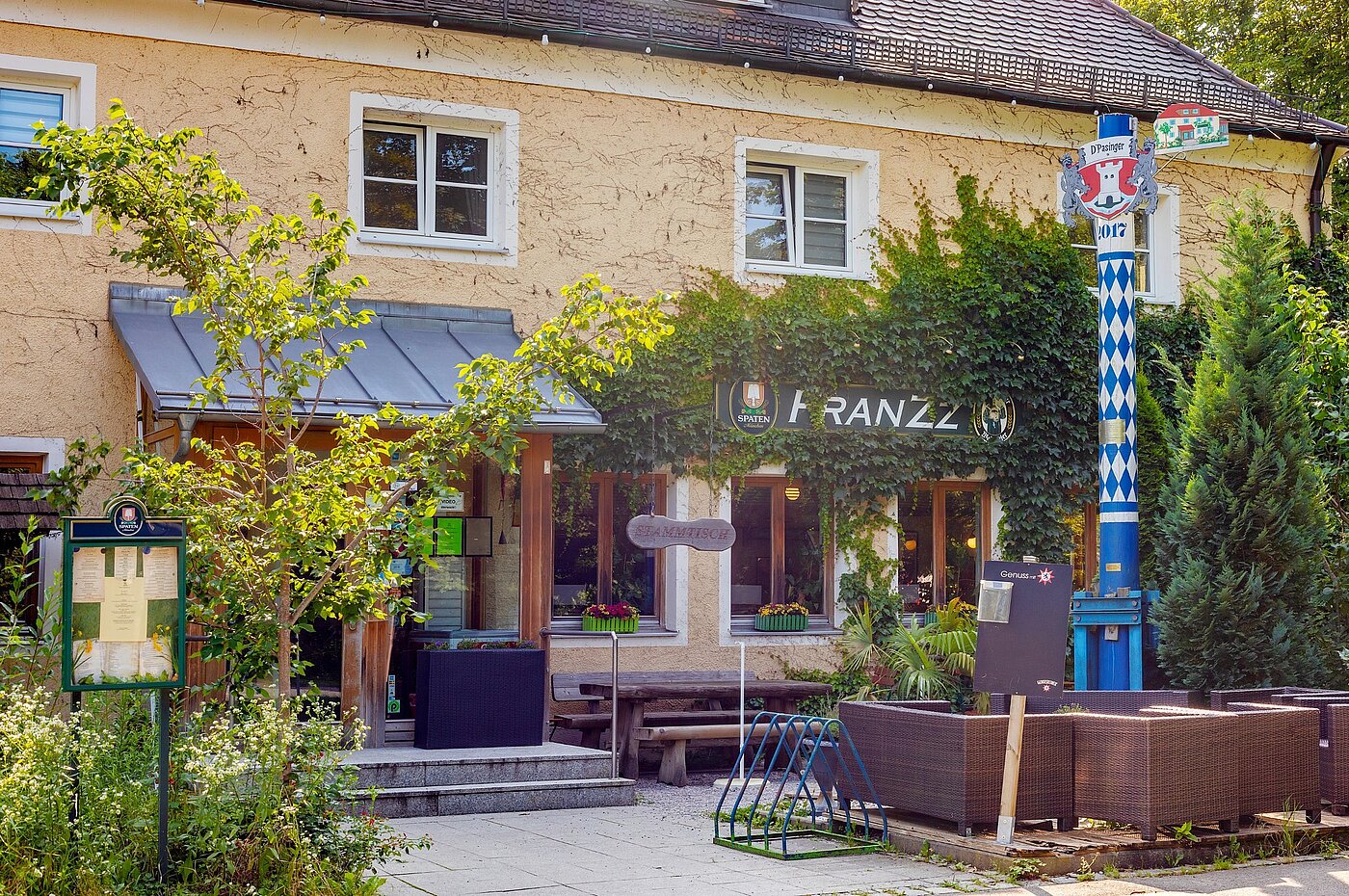 Appartement avec 2 pièces | München-Pasing | 2108ML1 | Bayrisch Essen in...