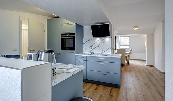 Appartement au dernier étage avec 4.5 pièces | München-Ludwigsvorstadt | 70461 | Wohnen / Essen