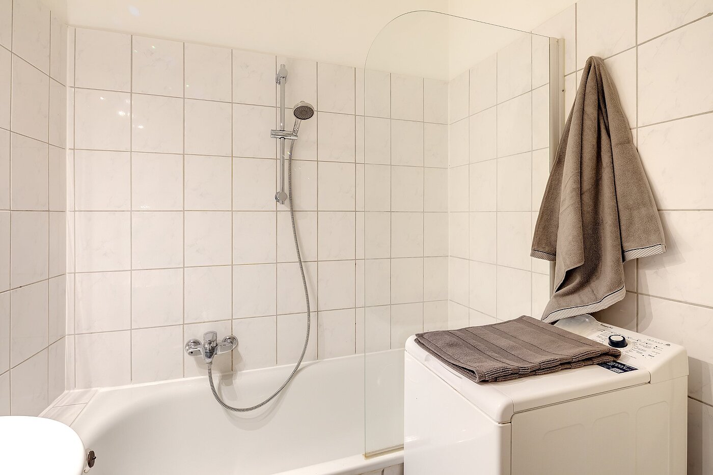 Appartement avec 3 pièces | München-Nymphenburg | 2001ML8 | Bad mit Badewanne
