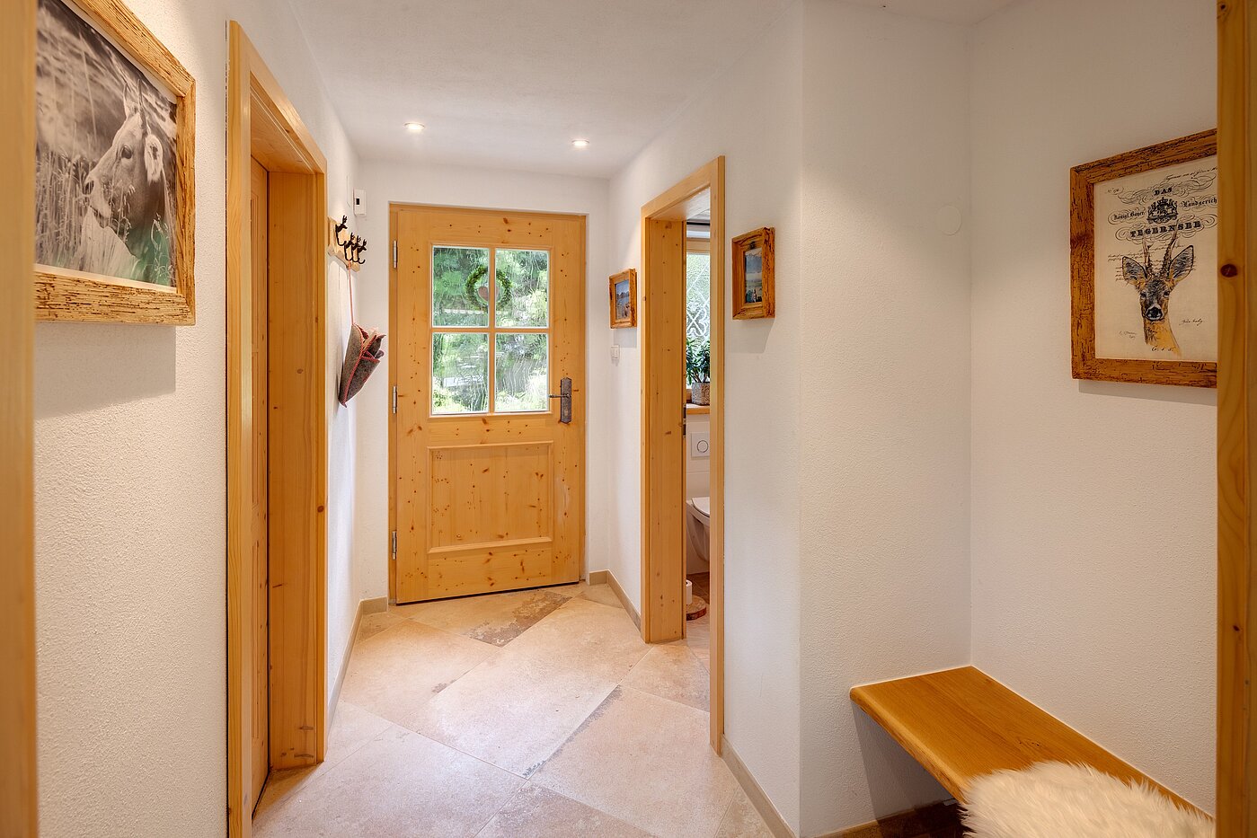 Appartement au rez-de-chaussée avec 2.5 pièces | Kreuth | 701351 | Garderobe