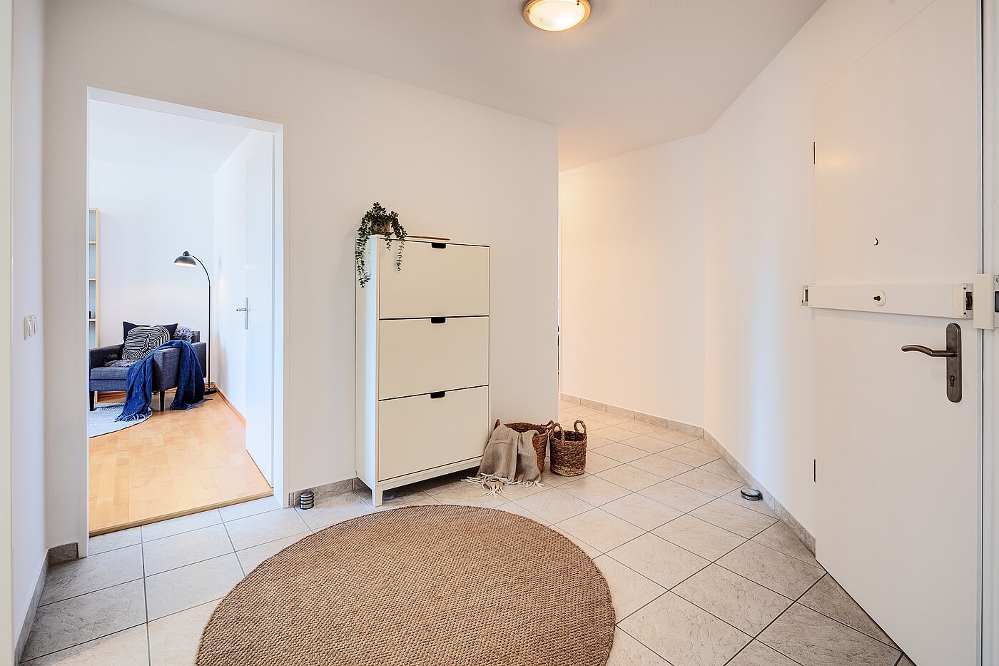 Appartement avec 3 pièces | München-Oberföhring | 70246 | Großzügige Diele mit...