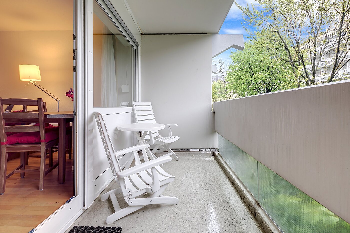 Appartement au rez-de-chaussée avec 1 pièce | München-Neuhausen | 1911ML9 | Sonniger Balkon