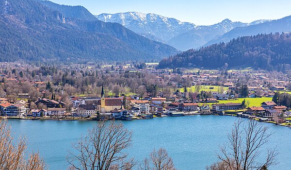 Mehrfamilienhaus avec 11 pièces | Rottach-Egern | 70215 | Blick auf die Bucht...