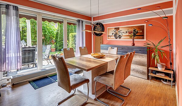 Maison d'angle mitoyenne avec 6 pièces | Germering | 70033 | ...Essen