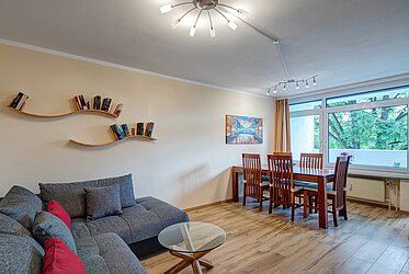 Neuaubing : appartement lumineux de 4 pièces avec balcon orienté ouest - location à durée déterminée